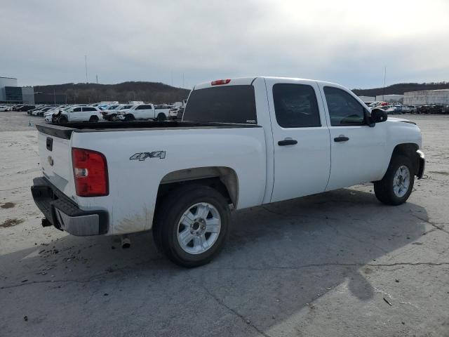 3GCPKREA5BG201681 - 2011 CHEVROLET SILVERADO K1500 LS WHITE photo 3