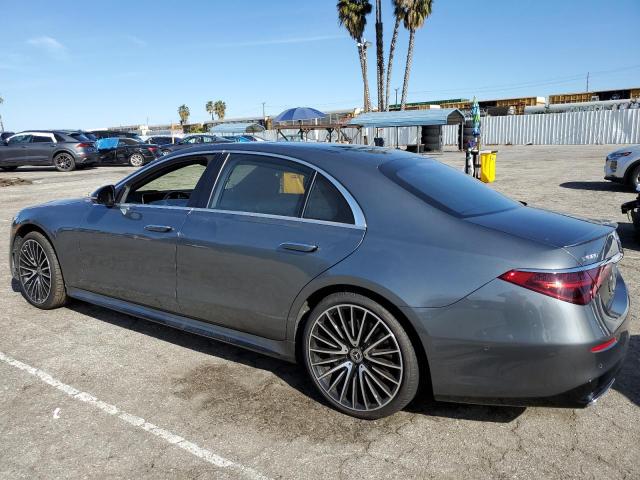 W1K6G7GB3NA068760 - 2022 MERCEDES-BENZ S 580 4MATIC GRAY photo 2