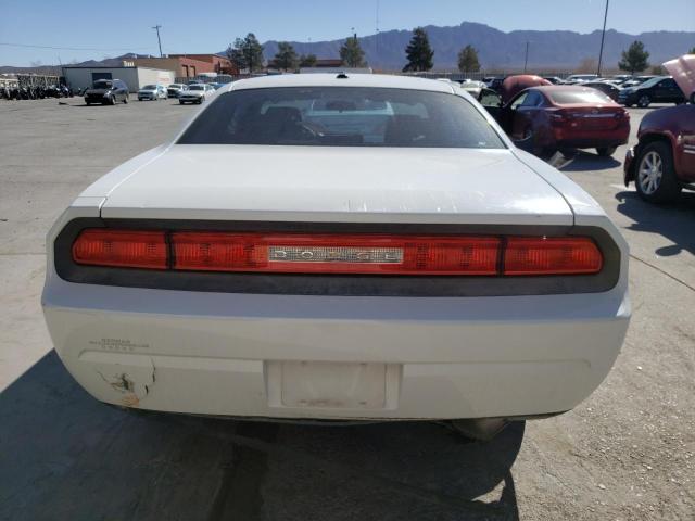 2B3CJ4DV8AH322603 - 2010 DODGE CHALLENGER SE WHITE photo 6