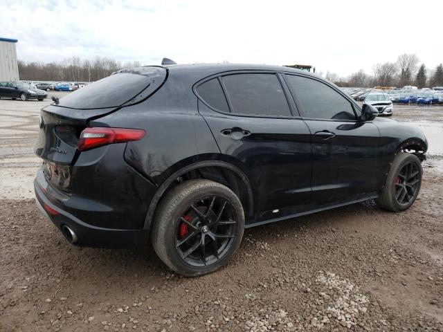 ZASPAKAN7K7C50452 - 2019 ALFA ROMEO STELVIO BLACK photo 3