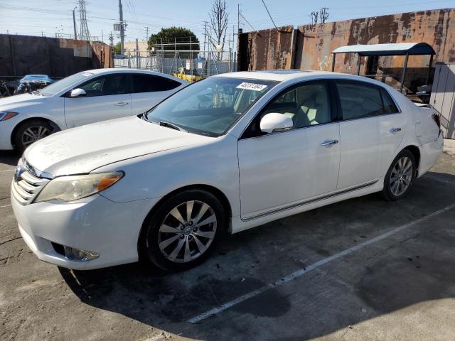 4T1BK3DB7BU372104 - 2011 TOYOTA AVALON BASE WHITE photo 1