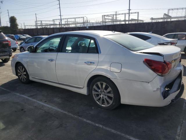 4T1BK3DB7BU372104 - 2011 TOYOTA AVALON BASE 白色 照片 2