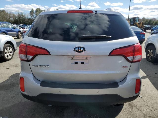 5XYKTCA64FG604447 - 2015 KIA SORENTO LX SILVER photo 6