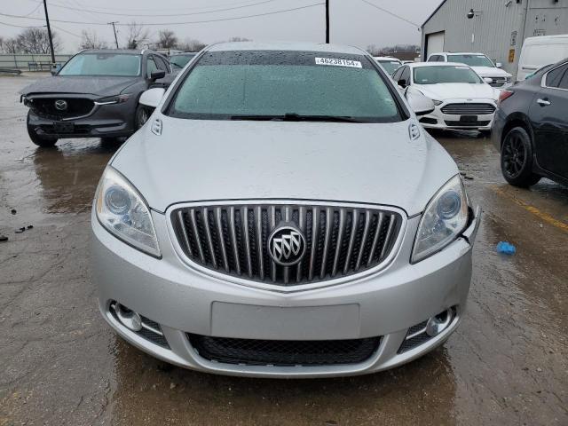 1G4PP5SK4D4122683 - 2013 BUICK VERANO SILVER photo 5