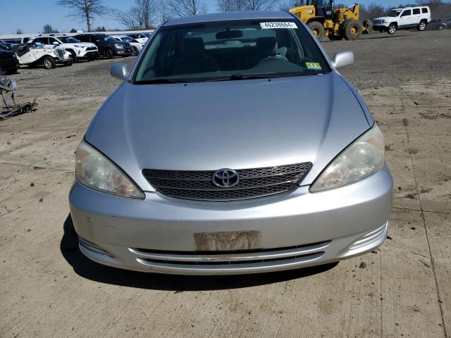 4T1BE32KX3U785887 - 2003 TOYOTA CAMRY LE SILVER photo 5