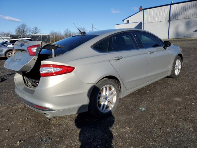 3FA6P0H76FR118804 - 2015 FORD FUSION SE SILVER photo 3