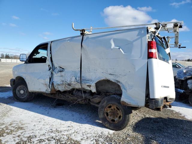 1GCWGAFF0H1107319 - 2017 CHEVROLET EXPRESS G2 WHITE photo 2