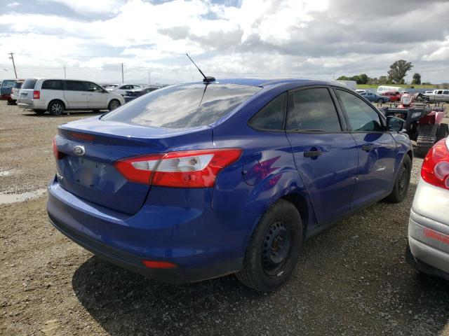 1FAHP3E21CL302383 - 2012 FORD FOCUS S BLUE photo 3