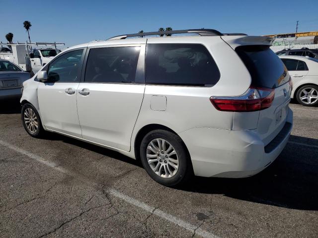 5TDYK3DC9GS758204 - 2016 TOYOTA SIENNA XLE WHITE photo 2