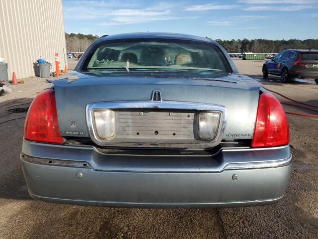 1LNHM81W54Y652818 - 2004 LINCOLN TOWN CAR EXECUTIVE Silber Foto 6
