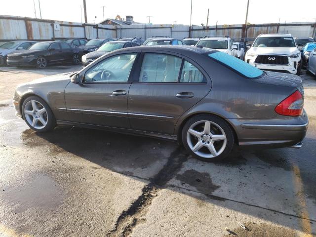 WDBUF56X29B362476 - 2009 MERCEDES-BENZ E 350 BROWN photo 2