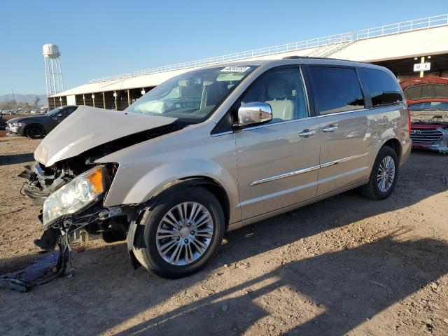 2C4RC1CG2FR525377 - 2015 CHRYSLER TOWN & COU TOURING L TAN photo 1