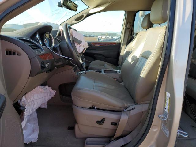 2C4RC1CG2FR525377 - 2015 CHRYSLER TOWN & COU TOURING L TAN photo 7