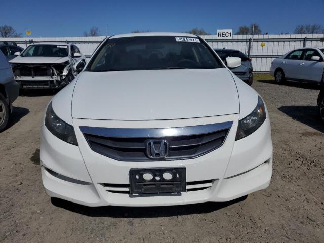 1HGCS1B34CA017582 - 2012 HONDA ACCORD LX WHITE photo 5