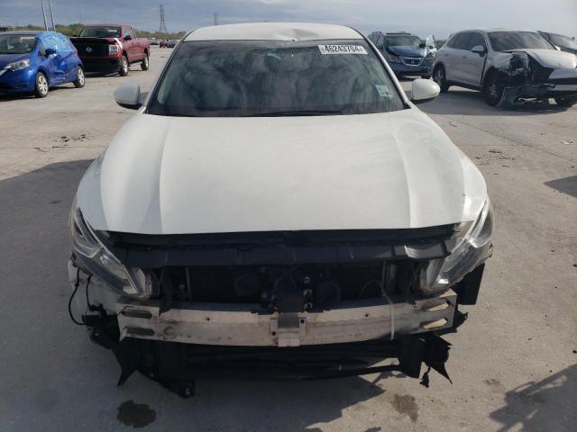 1N4BL4BV3LN321205 - 2020 NISSAN ALTIMA S WHITE photo 5