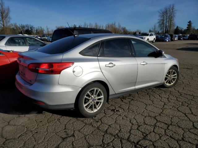 1FADP3F29FL243049 - 2015 FORD FOCUS SE SILVER photo 3