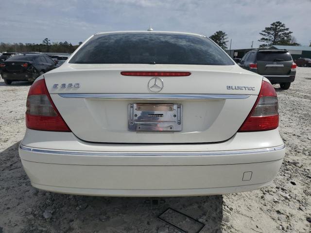 WDBUF22X48B332205 - 2008 MERCEDES-BENZ E 320 CDI WHITE photo 6