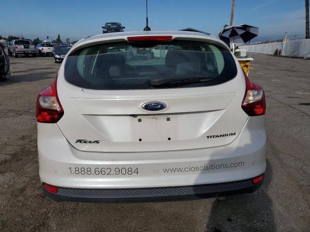 1FADP3N27EL144293 - 2014 FORD FOCUS TITANIUM WHITE photo 6