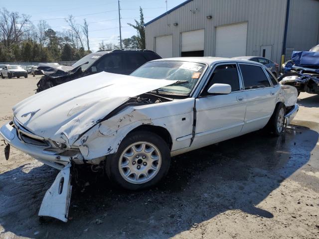 1999 JAGUAR XJ8, 