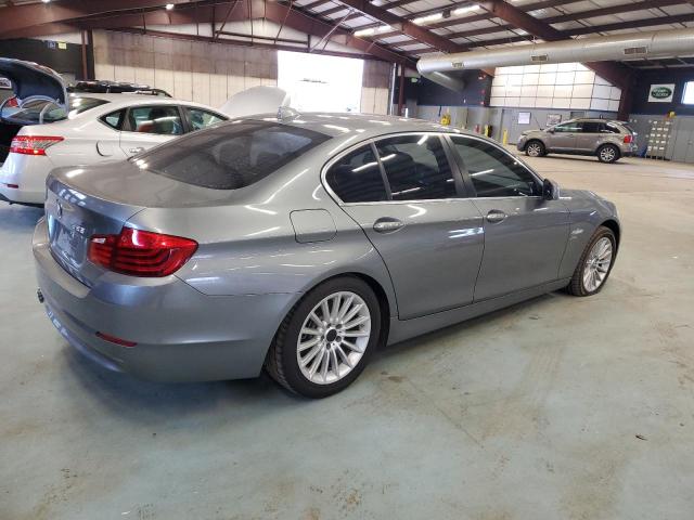 WBAXH5C54CDW02390 - 2012 BMW 528 XI SILVER photo 3