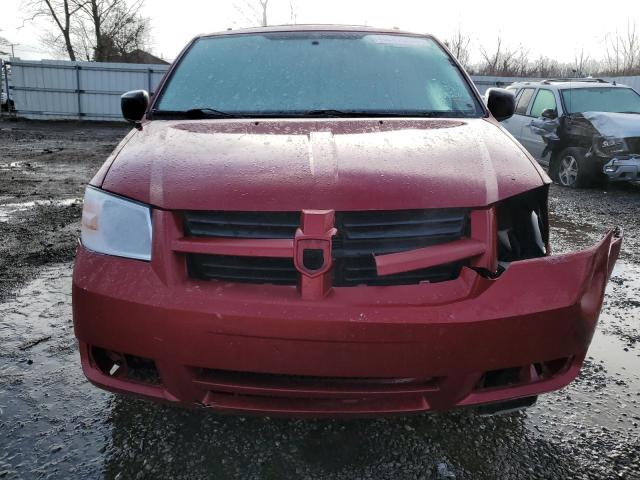 2D4RN4DE9AR107659 - 2010 DODGE GRAND CARA SE RED photo 5