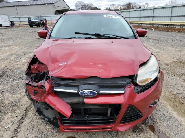1FAHP3F26CL249159 - 2012 FORD FOCUS SE RED photo 5