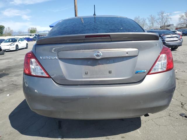 3N1CN7AP3DL865480 - 2013 NISSAN VERSA S GRAY photo 6