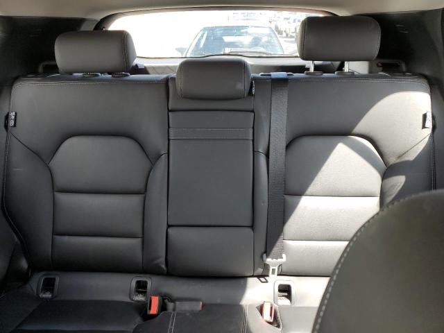 SJKCH5CR6JA059804 - 2018 INFINITI QX30 BASE SILVER photo 10