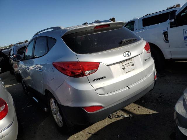 KM8JU3AC2DU572409 - 2013 HYUNDAI TUCSON GLS SILVER photo 2