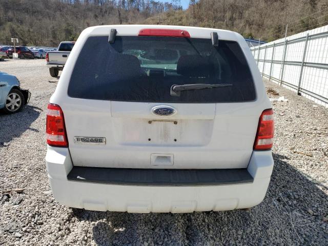 1FMCU9C77AKC89975 - 2010 FORD ESCAPE XLS WHITE photo 6