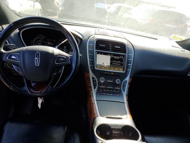 2LMPJ8LP0JBL22933 - 2018 LINCOLN MKX RESERVE أسود صورة 8