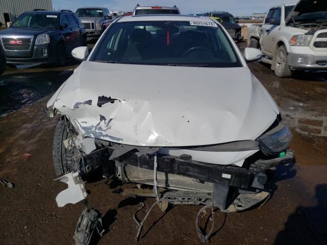 KMHD84LF8JU672797 - 2018 HYUNDAI ELANTRA SEL WHITE photo 5