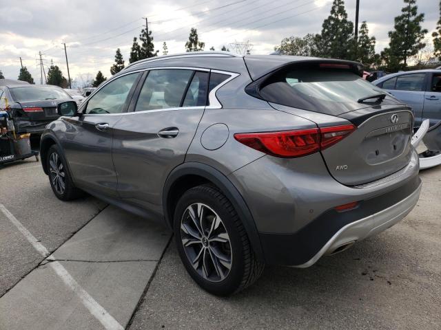 SJKCH5CRXHA024595 - 2017 INFINITI QX30 BASE GRAY photo 2