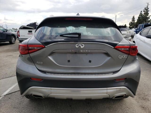 SJKCH5CRXHA024595 - 2017 INFINITI QX30 BASE GRAY photo 6