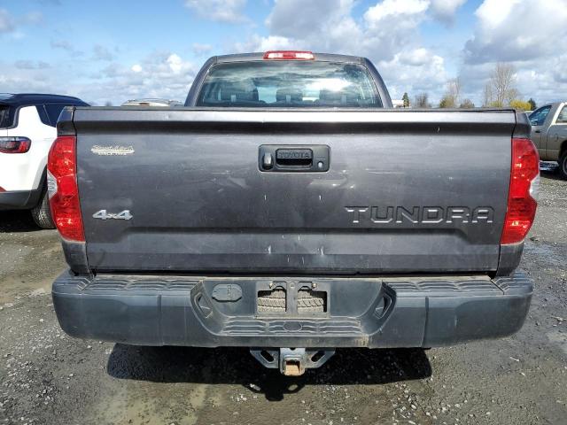 5TFUW5F10EX393901 - 2014 TOYOTA TUNDRA DOUBLE CAB SR/SR5 GRAY photo 6