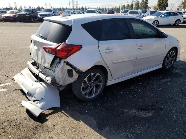 JTNKARJE0JJ560628 - 2018 TOYOTA COROLLA IM WHITE photo 3