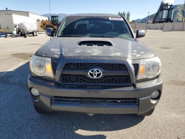 3TMJU4GN0BM115327 - 2011 TOYOTA TACOMA DOUBLE CAB PRERUNNER GRAY photo 5