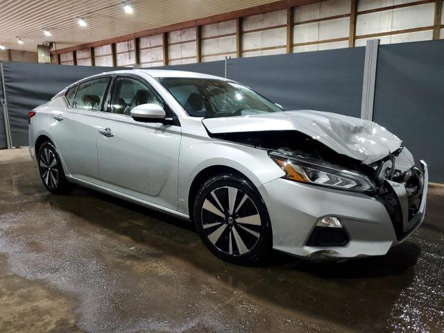 1N4BL4DV1NN321087 - 2022 NISSAN ALTIMA SV SILVER photo 4