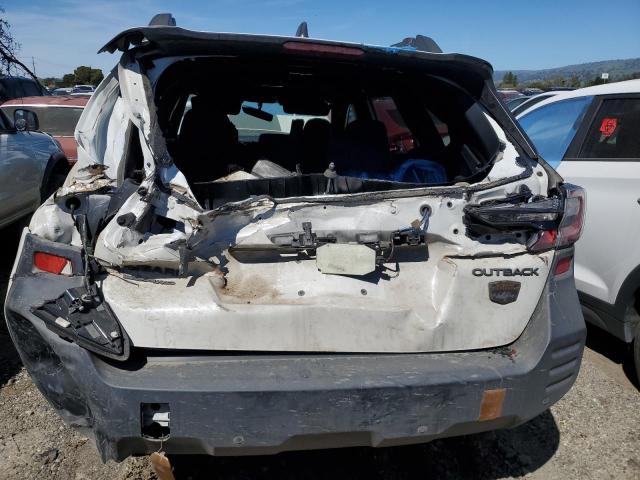 4S4BTGUD0N3215417 - 2022 SUBARU OUTBACK WILDERNESS WHITE photo 6