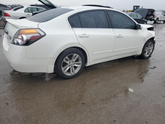 1N4BL2AP8BN450272 - 2011 NISSAN ALTIMA SR WHITE photo 3