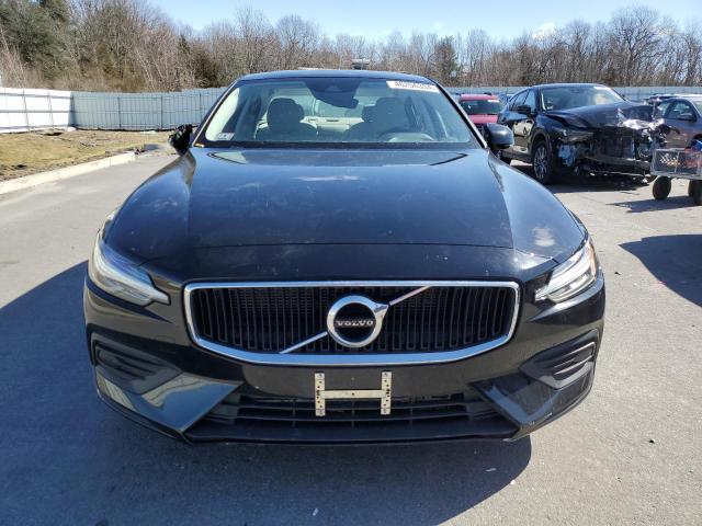 7JRA22TK0KG016380 - 2019 VOLVO S60 T6 MOMENTUM BLACK photo 5