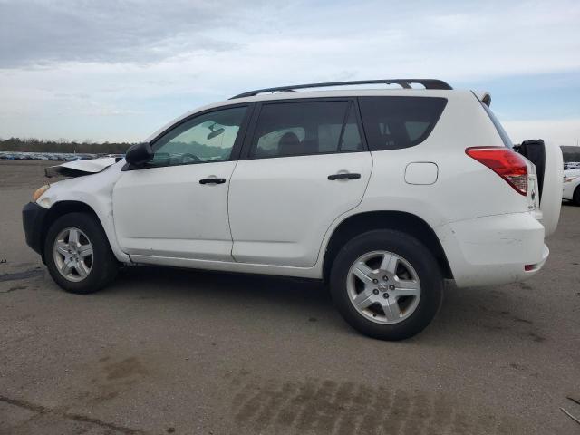 JTMBD33V686062629 - 2008 TOYOTA RAV4 WHITE photo 2