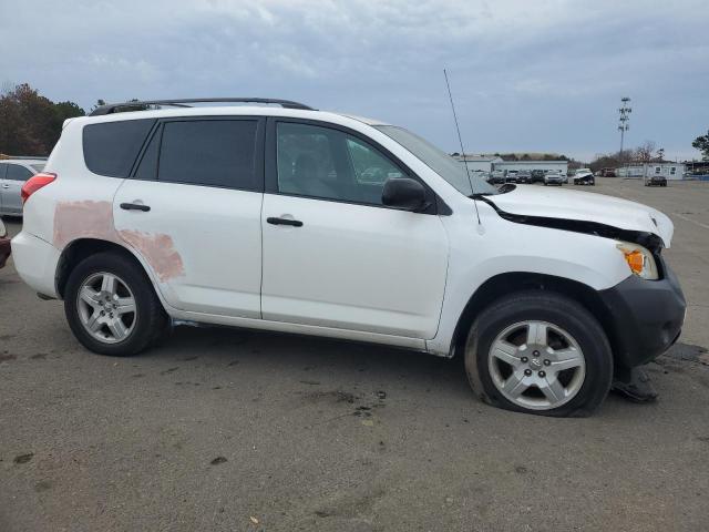 JTMBD33V686062629 - 2008 TOYOTA RAV4 WHITE photo 4