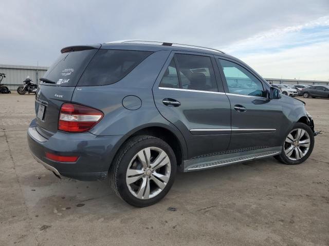 4JGBB8GB7BA640207 - 2011 MERCEDES-BENZ ML 350 4MATIC GRAY photo 3