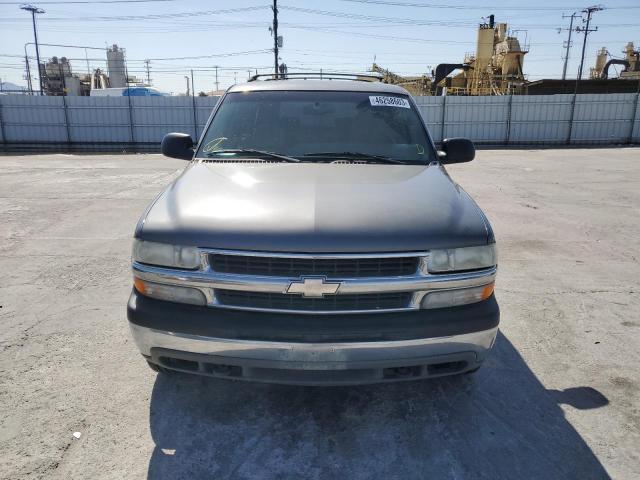 3GNGK26G61G251716 - 2001 CHEVROLET SUBURBAN K2500 GRAY photo 5