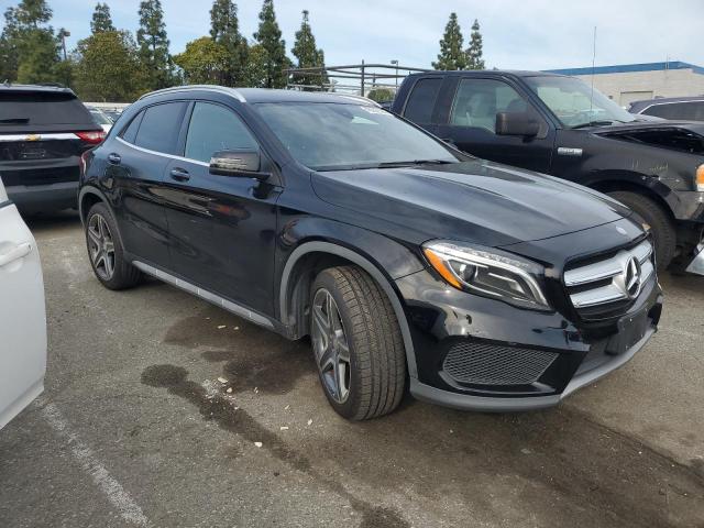 WDCTG4EB4GJ202672 - 2016 MERCEDES-BENZ GLA 250 BLACK photo 4