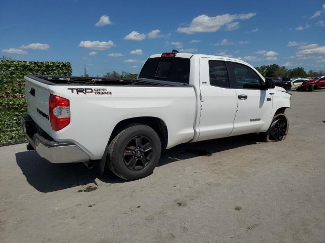 5TFRY5F18LX258016 - 2020 TOYOTA TUNDRA DOUBLE CAB SR/SR5 WHITE photo 3