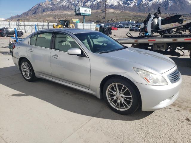 JNKBV61F58M266990 - 2008 INFINITI G35 SILVER photo 4