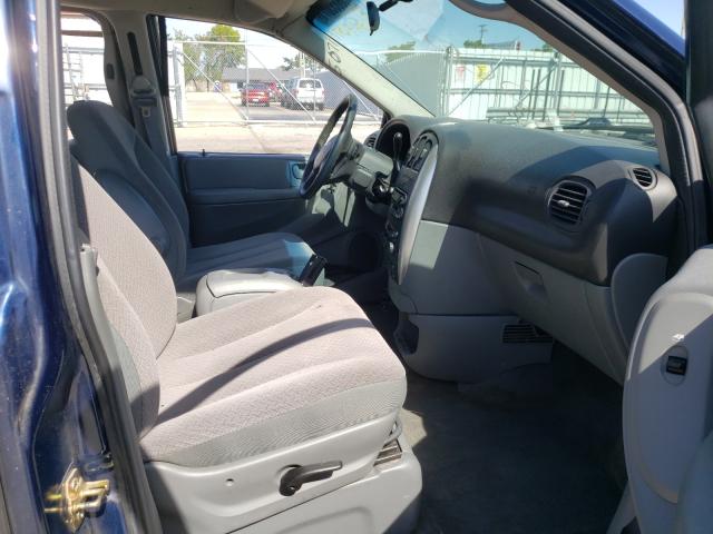 2A4GP54L46R866322 - 2006 CHRYSLER TOWN & COU TOURING ლურჯი ფოტო 5