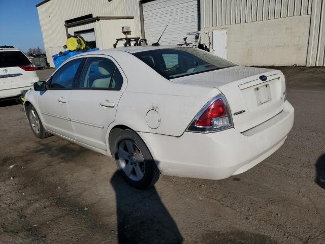 3FAHP07Z28R242874 - 2008 FORD FUSION SE WHITE photo 2